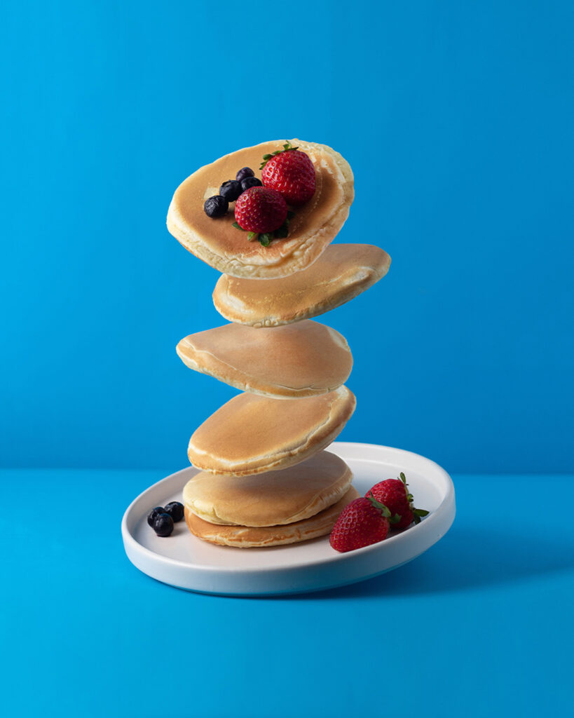 PANQUECAS VOANDO_1 (1)